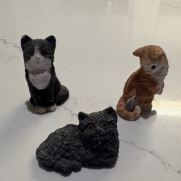 Other - Set of Three Cat Figurines